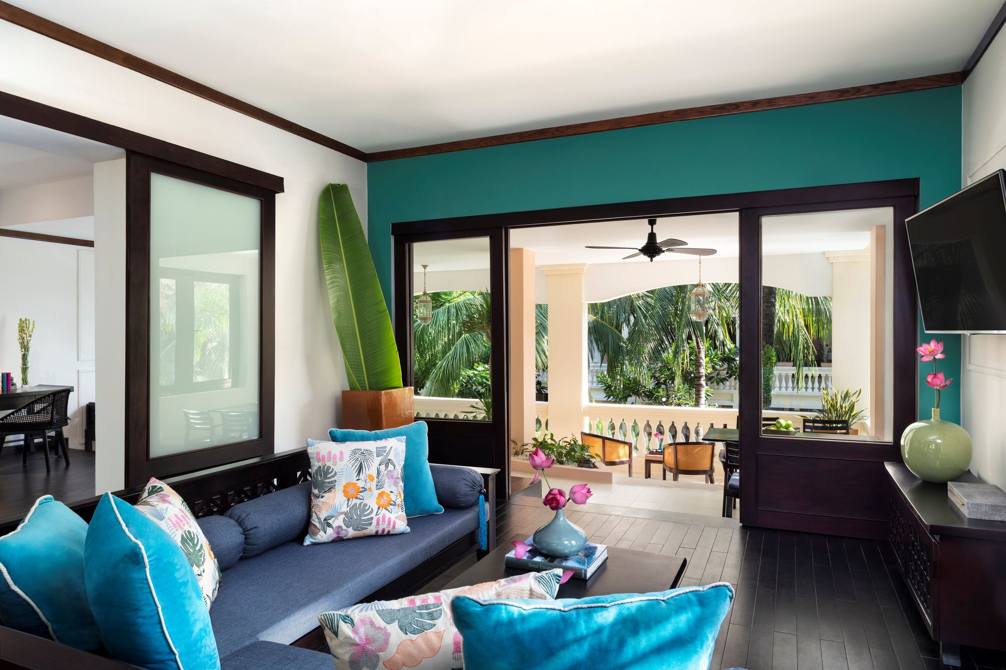 5-day-itinerary-to-discover-da-nang-quy-nhon-by-train-vietage-13